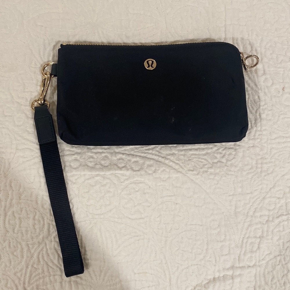 LuluLemon clutch/wallet